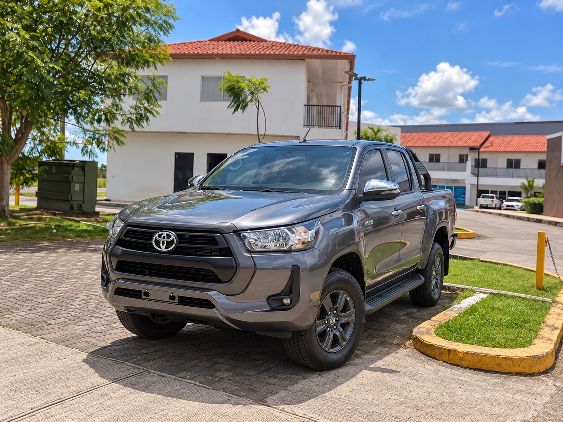 Toyota gris de Rapi Express estacionada en un entorno urbano, imagen retocada